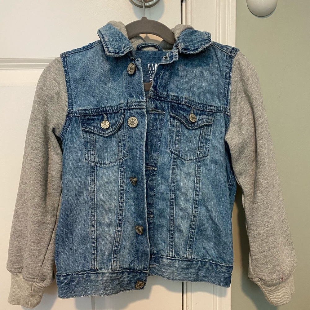 Toddler boys Gap jacket